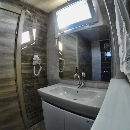 Ξενοδοχείο Satsuma Butik 2*